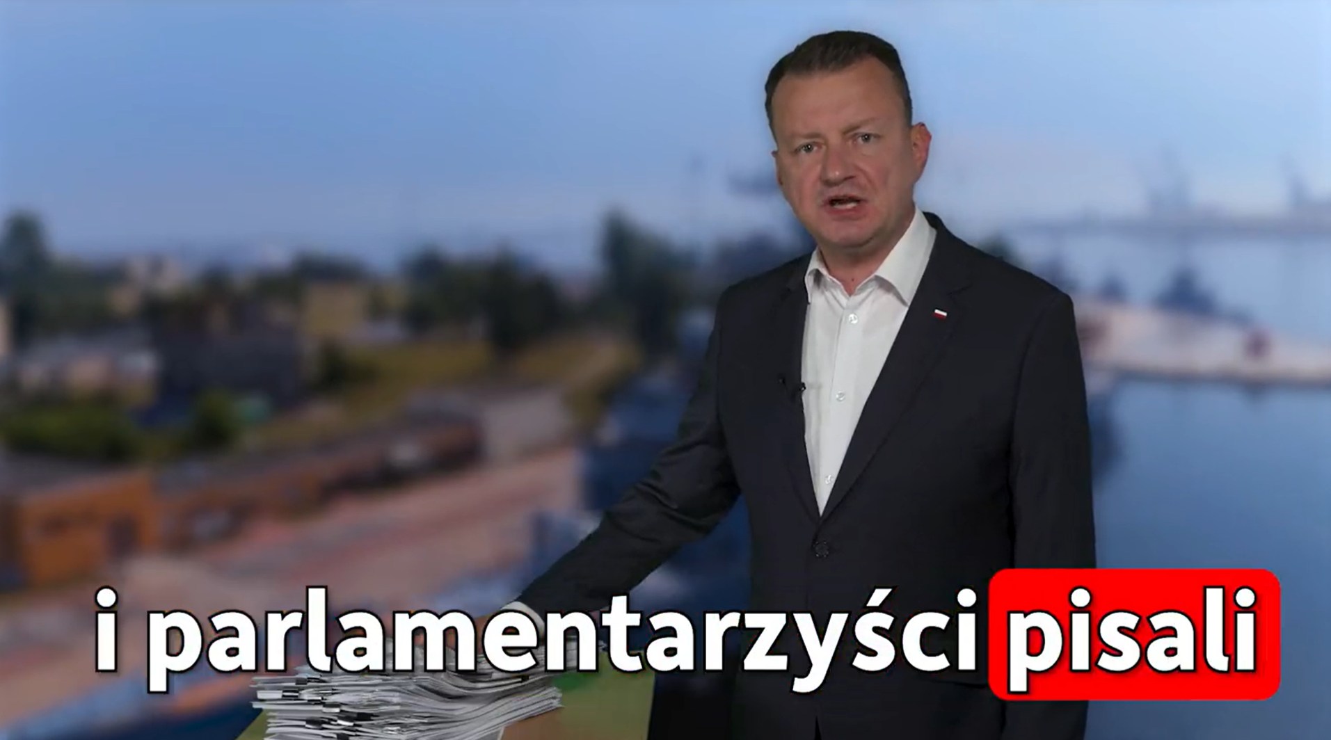 PiS nowym spotem przypomina o "zwijaniu" wojska