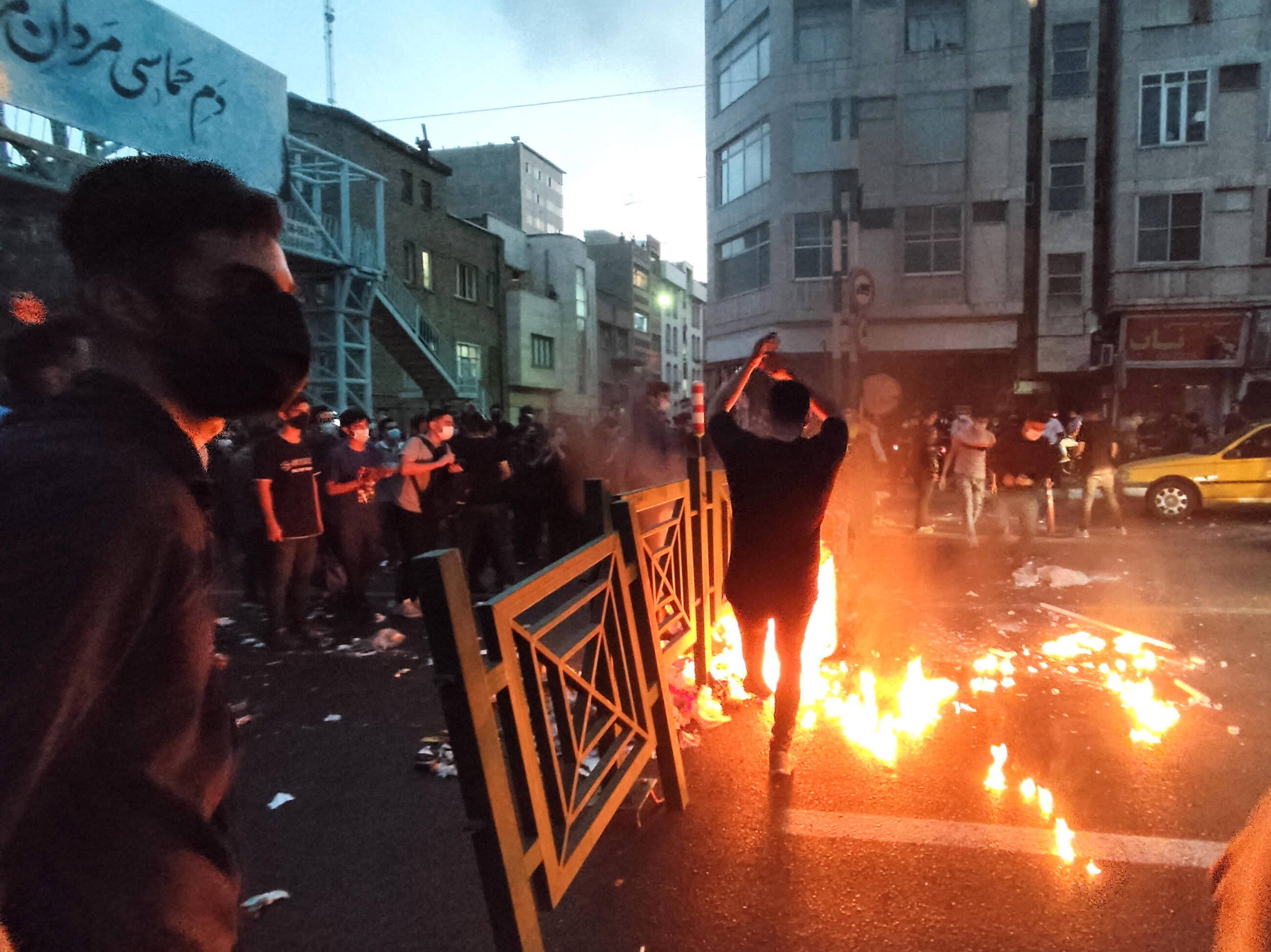 Iran. Protesty po śmierci 22-letniej Mashy Amini