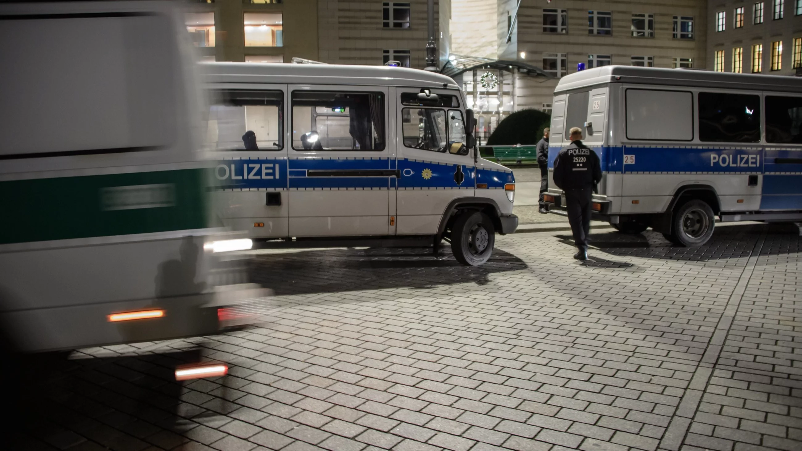 Niemiecka policja zatrzymała kilkudziesięciu islamistów. "Islamistyczne idee jak rak"
