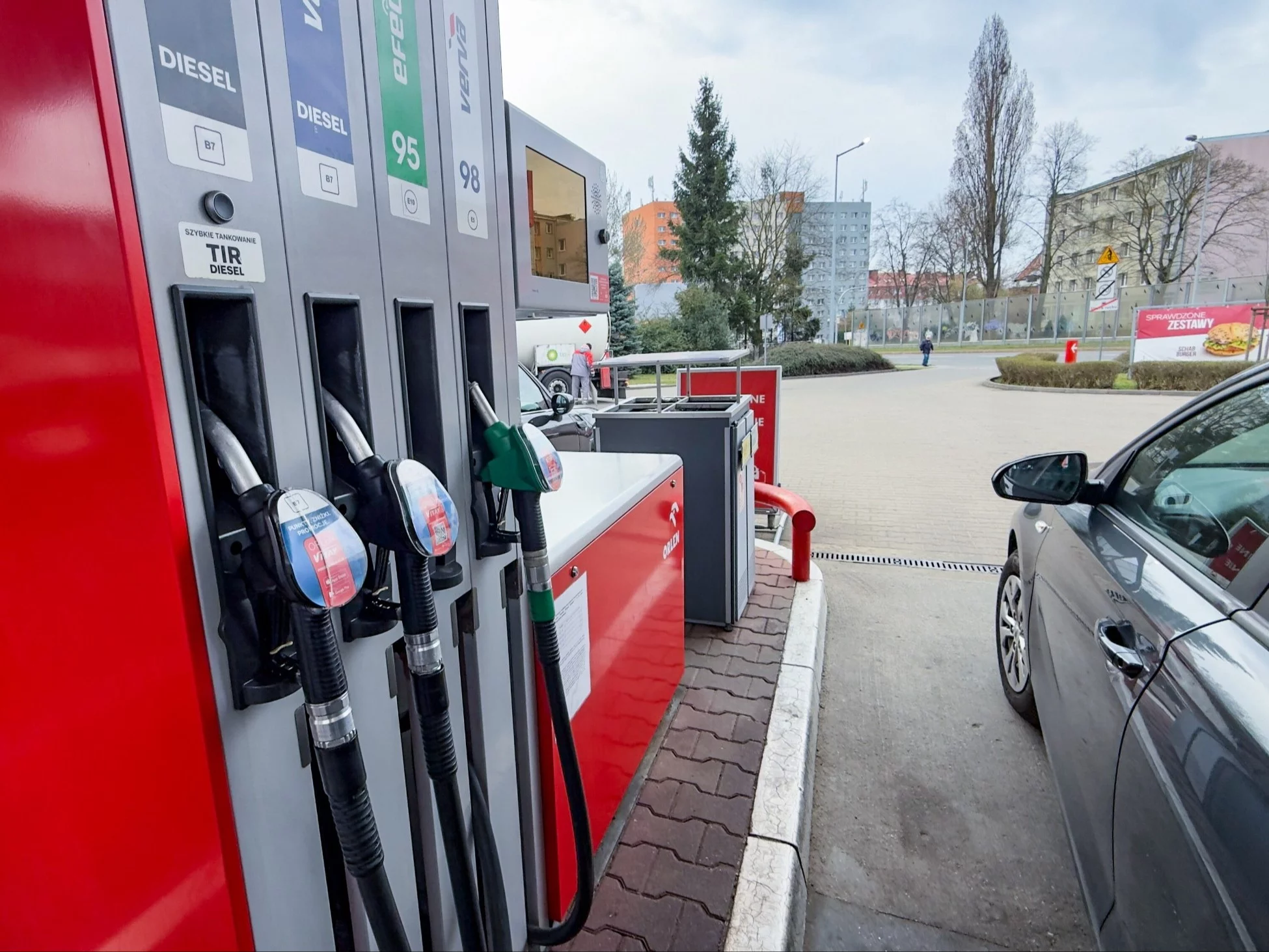 Stacja paliw Orlen, zdjęcie ilustracyjne
