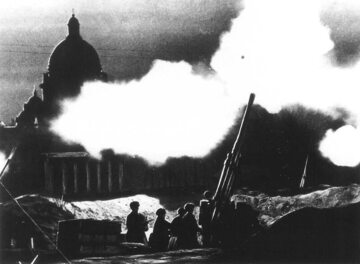Obrona przeciwlotnicza w Leningradzie w akcji, 1941 rok