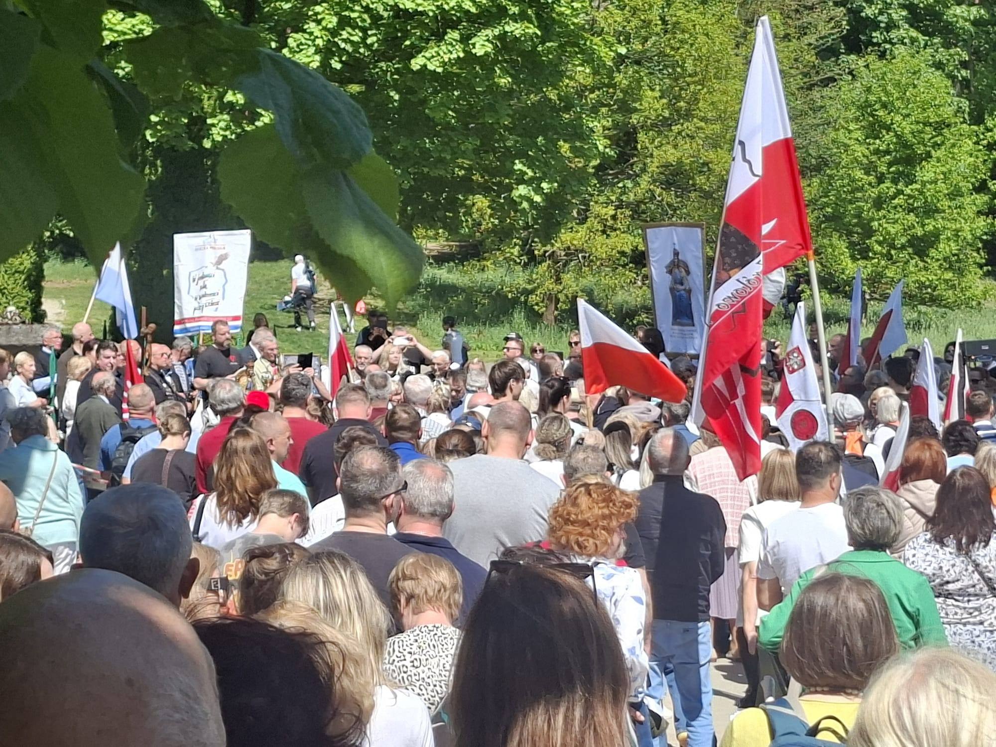 Pielgrzymka w obronie panoramy gietrzwałdzkiej okalającej Sanktuarium Maryjne