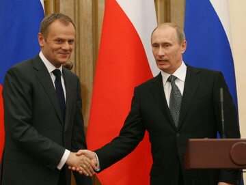 Od lewej: Donald Tusk, Władimir Putin