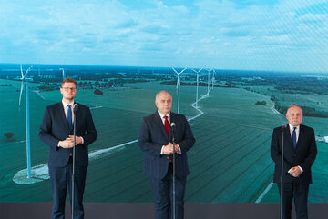 Od lewej: Jacek Sasin, Wicepremier, Minister Aktywów Państwowych i Wojciech Dąbrowski, prezes zarządu PGE Polskiej Grupy Energetycznej