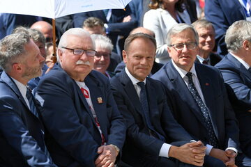 Od lewej: Lech Wałęsa, Donald Tusk i Bronisław Komorowski na uroczystościach w Gdańsku