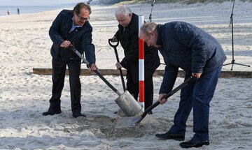 Od lewej: Marek Gróbarczyk, Jarosław Kaczyński i Jerzy Wilk