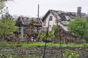 Odessa, Ukraina, 20.04.2024. Rosjanie ostrzelali dzielnicę mieszkalną