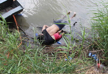 Ojciec i córka utopili się podczas próby przeprawy do USA przez rzekę Rio Grande.