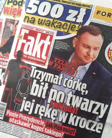 Okładka dziennika "Fakt" poświęcona sprawie pedofila ułaskawionego przez prezydenta Andrzeja Dudę.