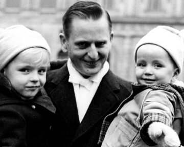 Olof Palme ze swoimi synami, rok 1963