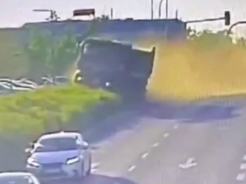 Obcokrajowiec, który mając ponad 2 promile alkoholu uderzył ciężarówką autobus i samochody