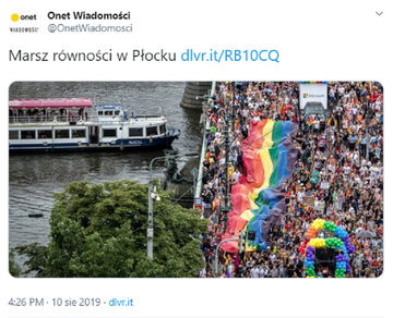 Onet ilustruje tekst o płockim Marszu Równości zdjęciem z Pragi