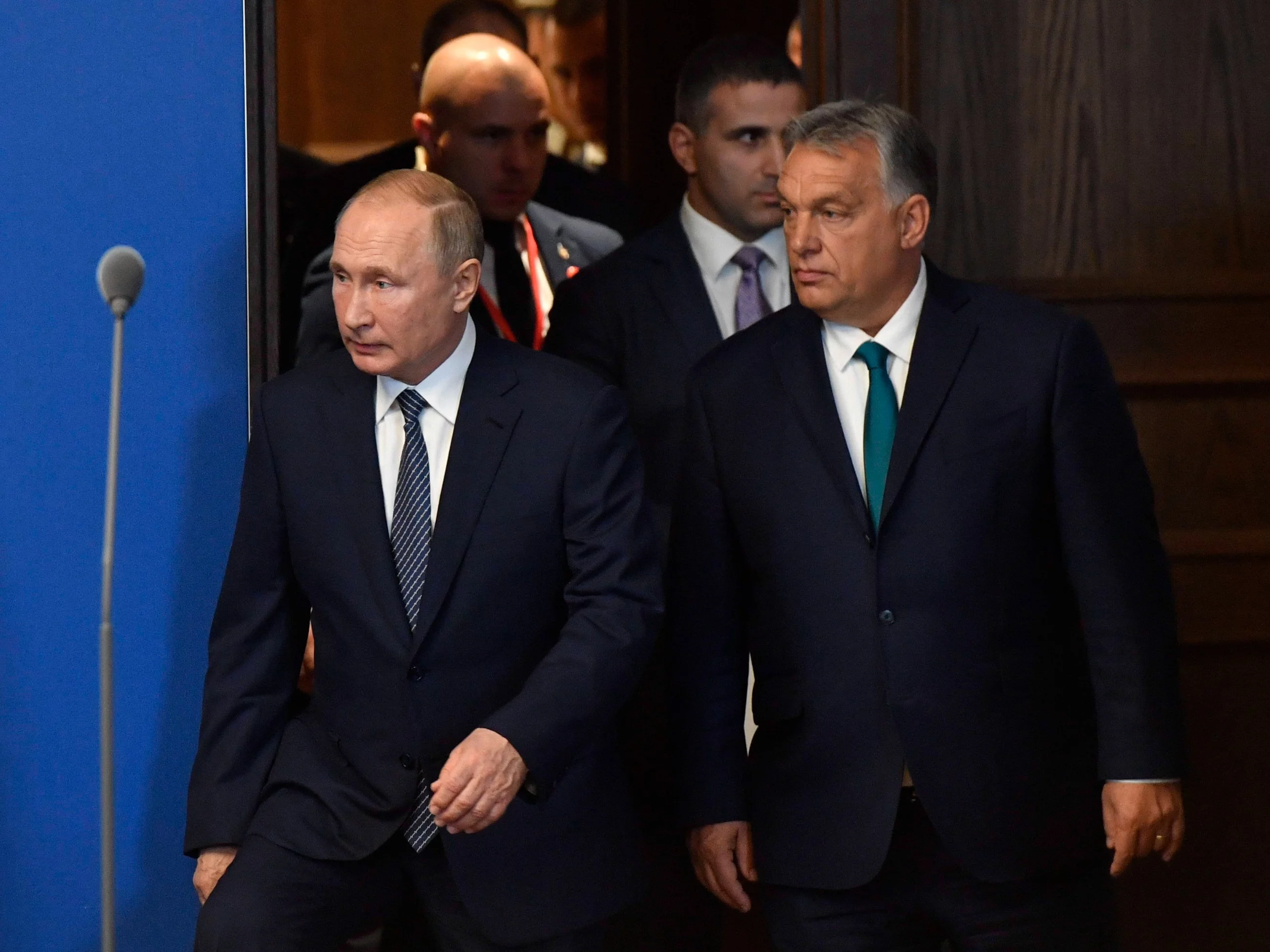 Orban leci do Moskwy. Wymowny wpis