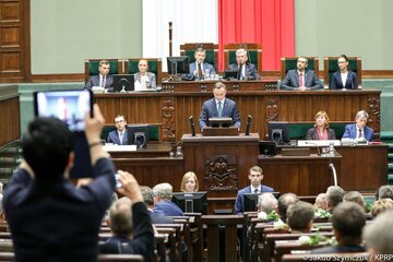 Orędzie prezydenta Andrzeja Dudy w Sejmie