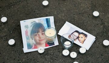 Ośmioletnia Saffie Rose Roussos (fotografia z lewej) jest najmłodszą z 22 ofiar zamachowca z Państwa Islamskiego