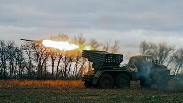 Ostrzał prowadzony przez siły ukraińskie w Bachmucie