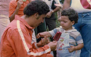 Pablo Escobar z synem, 1979 r.