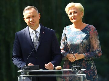 Para prezydencka podczas "Narodowego Czytania" 2022 w Warszawie