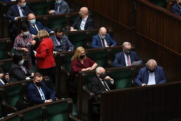 Parlamentarzyści PiS w Sejmie. Zdjęcie ilustracyjne