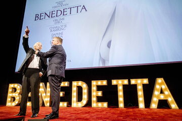 Paul Verhoeven i Rene Mioch na premierze filmu "Bendetta"