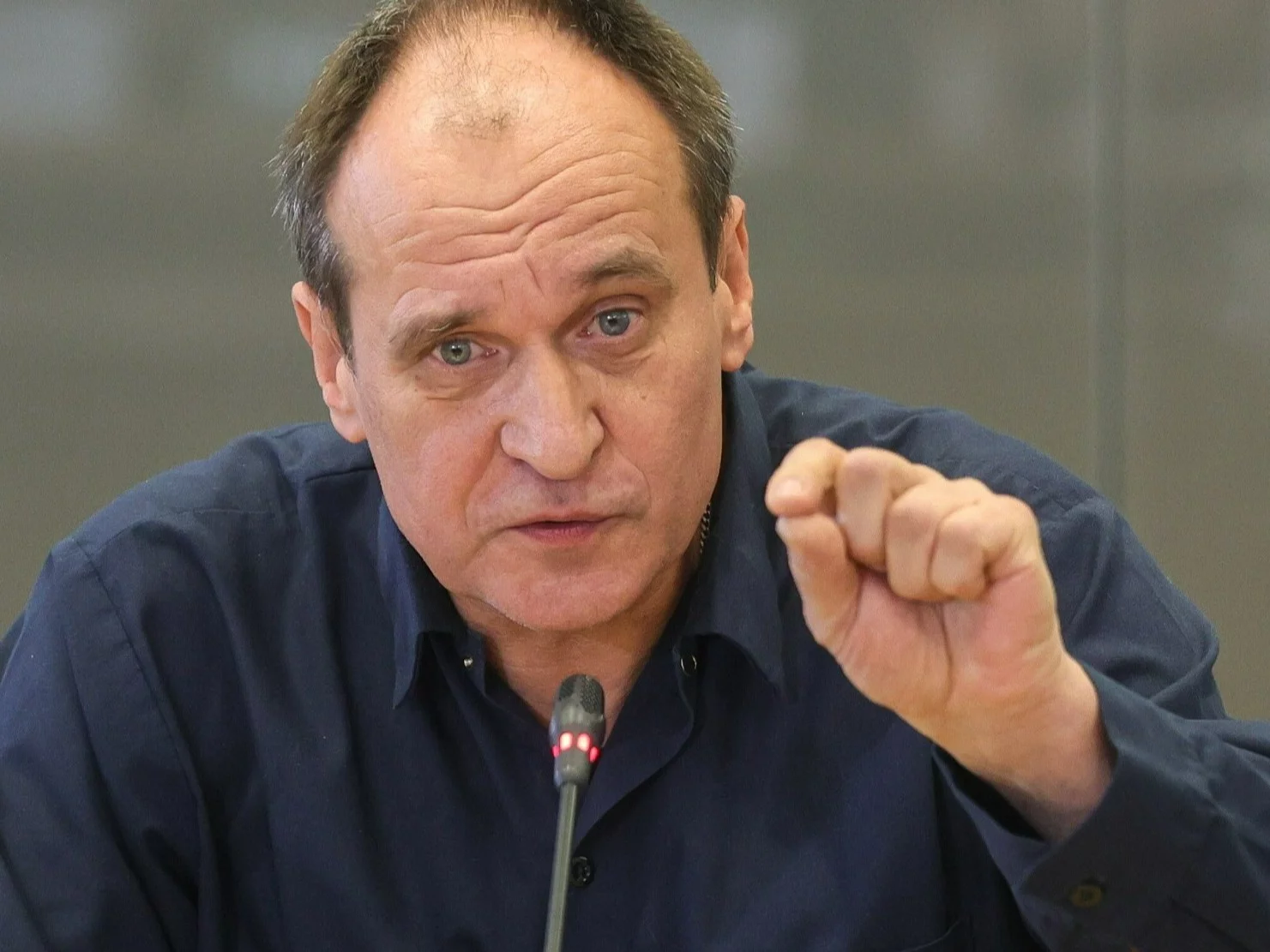 "Apeluję w szczególności do polskiej prawicy". Kukiz o piwie u Mentzena