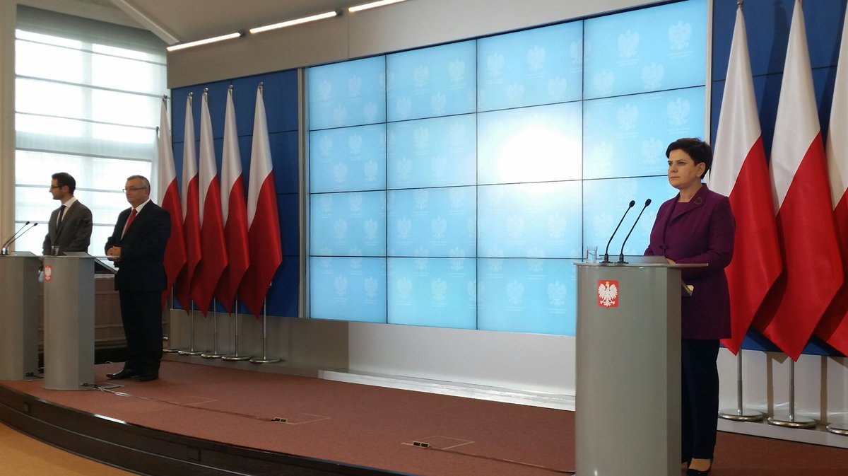 Europoseł Poręba, minister Adamczyk i premier Szydło