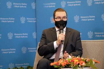 Pełnomocnik rządu ds. polityki młodzieżowej Piotr Mazurek