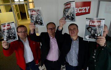 Piątek urodziny tygodnika "Do Rzeczy". Na zdjęciu dziennikarze  "DR" w styczniu 2013 roku – Piotr Gociek, Paweł Lisicki (red.naczelny), Piotr Gabryel i Andrzej Horubała.