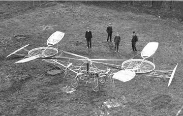 Pierwszy helikopter projektu Paula Cornu z 1907 utrzymał się w powietrzu ok. 1 minuty