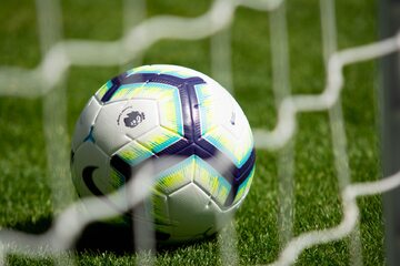 Piłka używana w rozgrywkach Premier League. Zdj. ilustracyjne