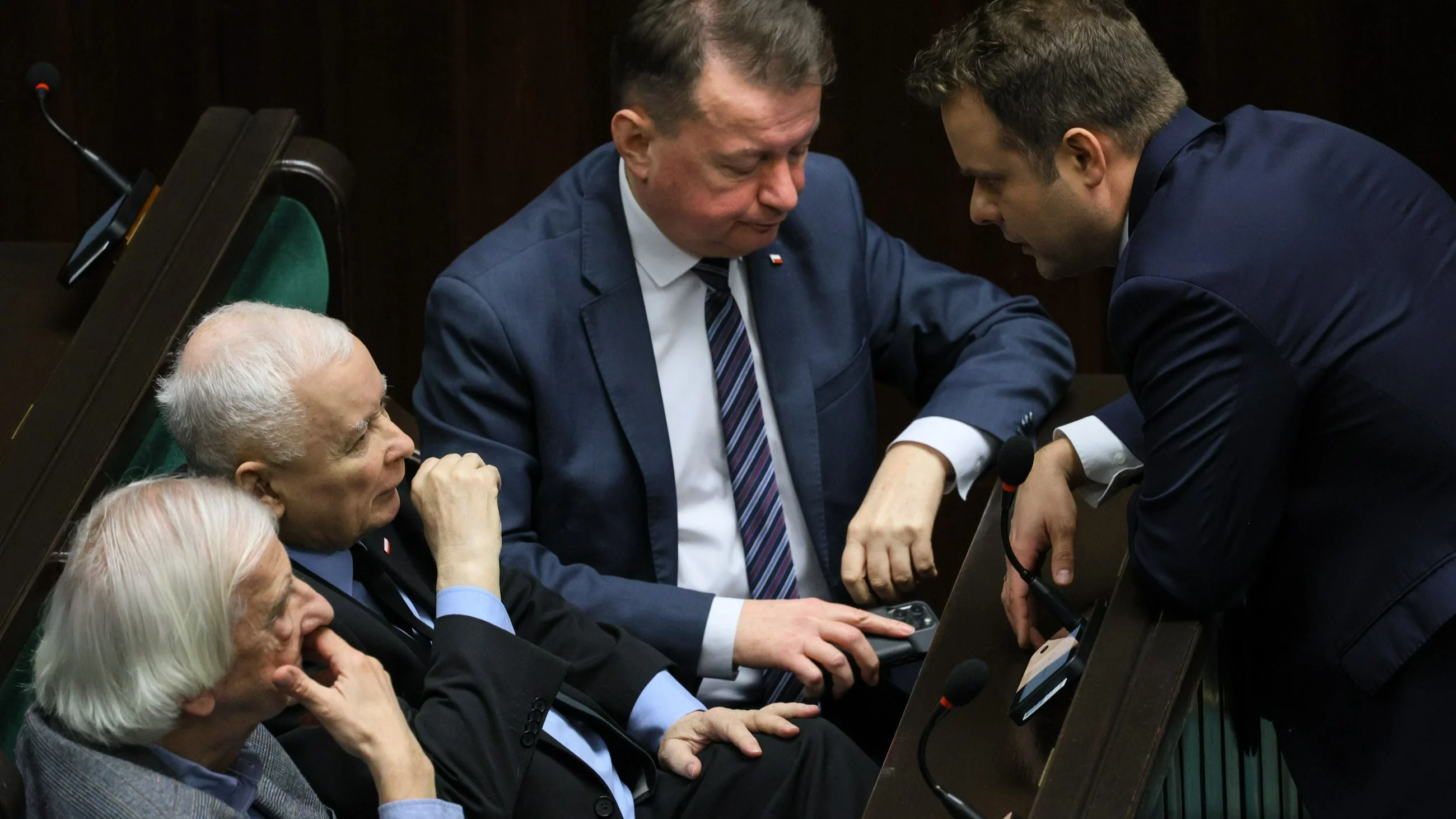 Jarosław Kaczyński, Ryszard Terlecki, Mariusz Błaszczak, Rafał Bochenek w Sejmie