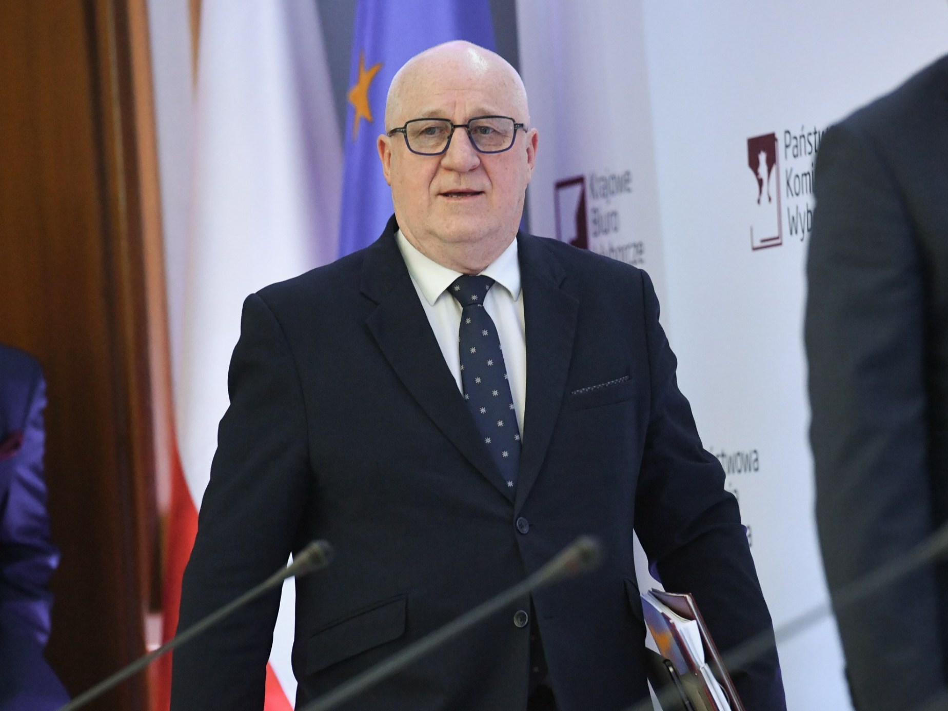 "Rozpocznę nietypowo". Konferencja PKW po zakończeniu głosowania