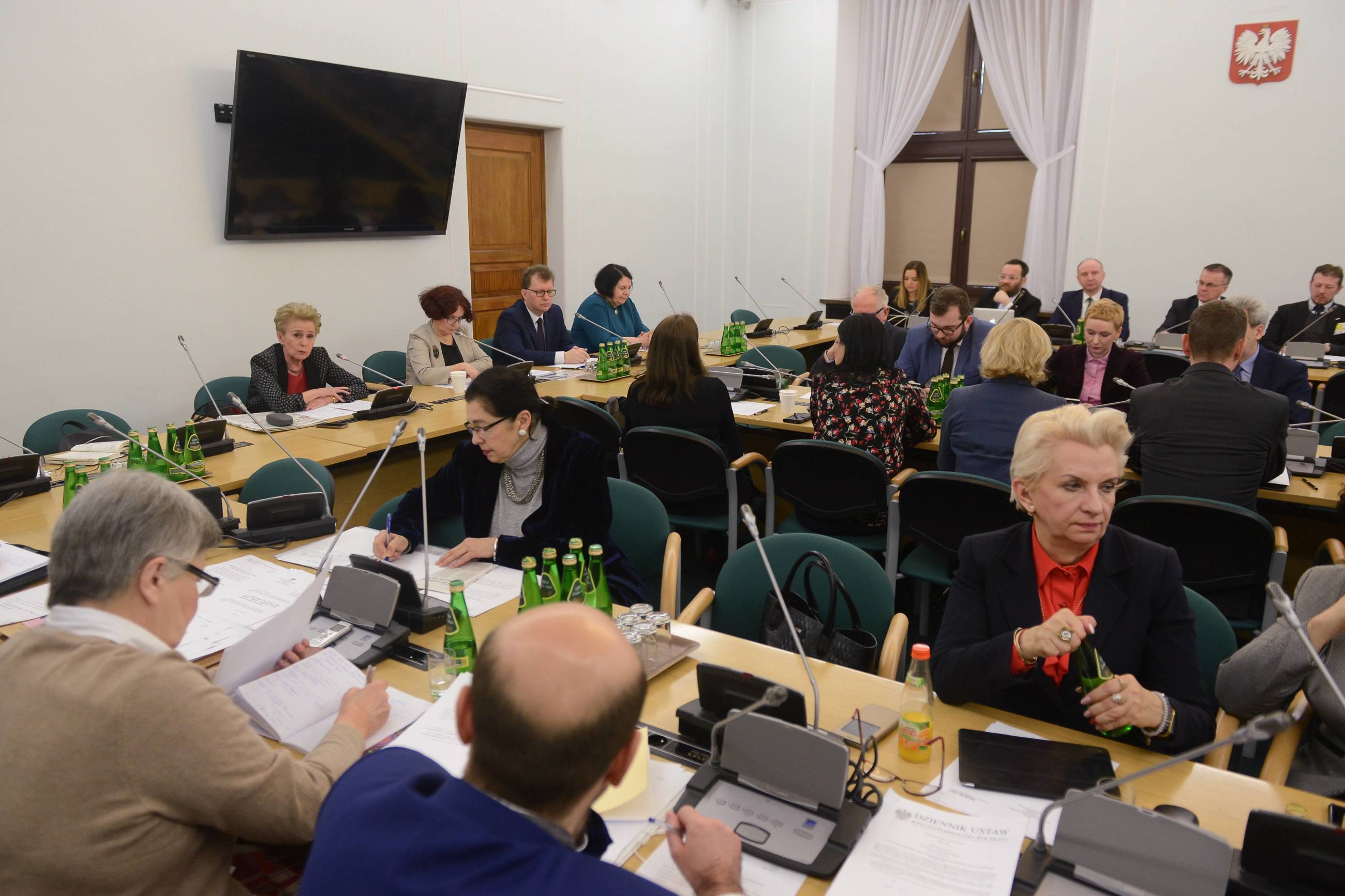 Posiedzenie sejmowej Komisji Kultury i Środków Przekazu, dotyczące rozpatrzenia przedstawionego przez prezydenta Rzeczypospolitej Polskiej projektu ustawy o ustanowieniu Narodowego Dnia Pamięci Polaków ratujących Żydów podczas II wojny światowej