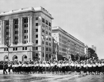 Pochód młodzieży w dniu 22 lipca 1952 roku