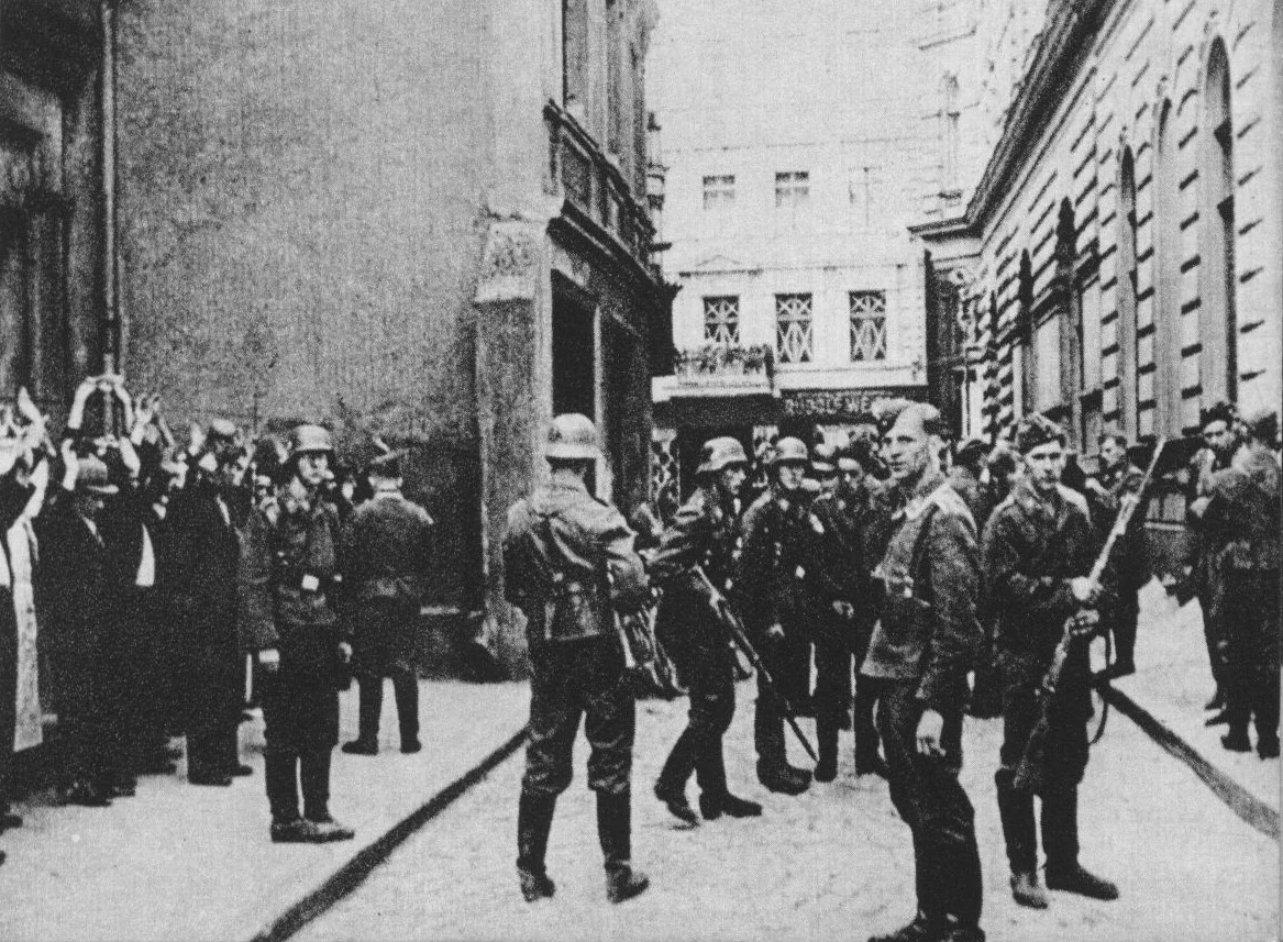 Łapanka w Bydgoszczy - Niemcy od pierwszych godzin wojny nękali ludność cywilną, wrzesień 1939