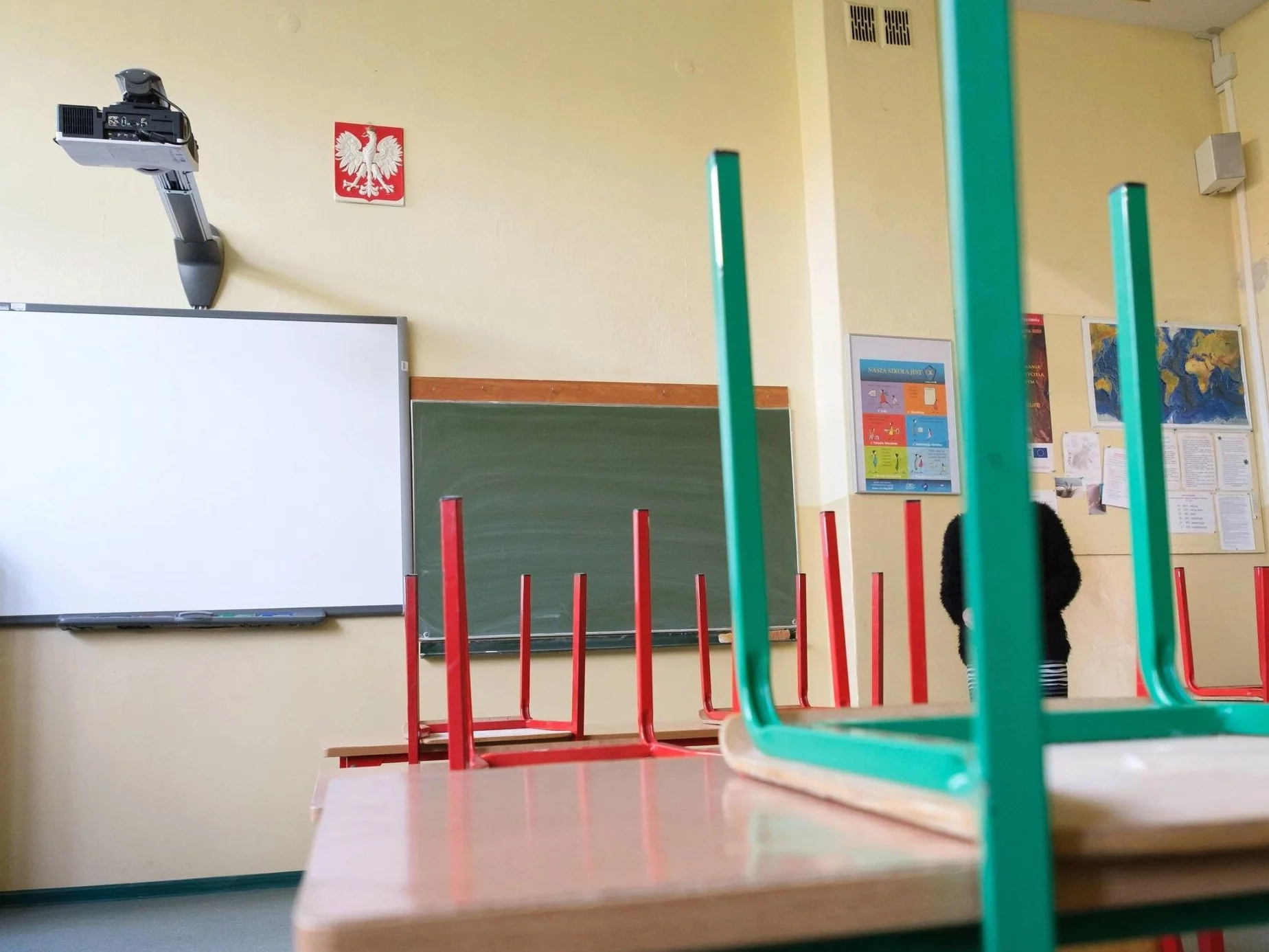 Podwyżki dla nauczycieli. MEN pokazało wyliczenia