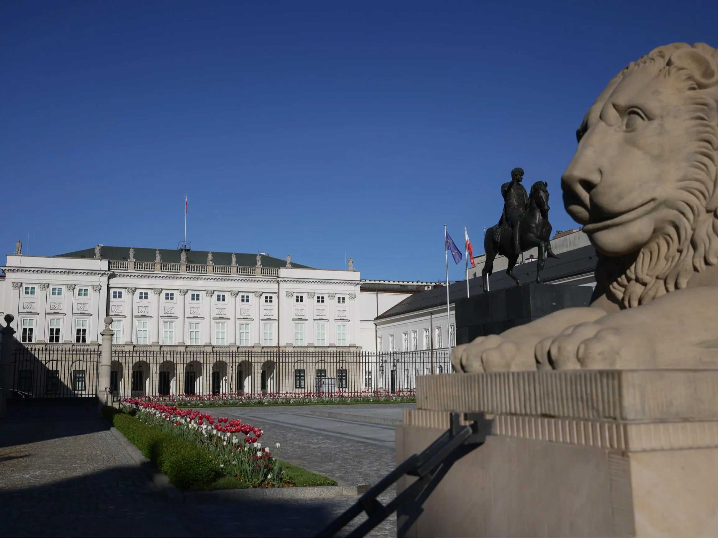 "Pogrążają prezydenta". Ostry spór o nominacje
