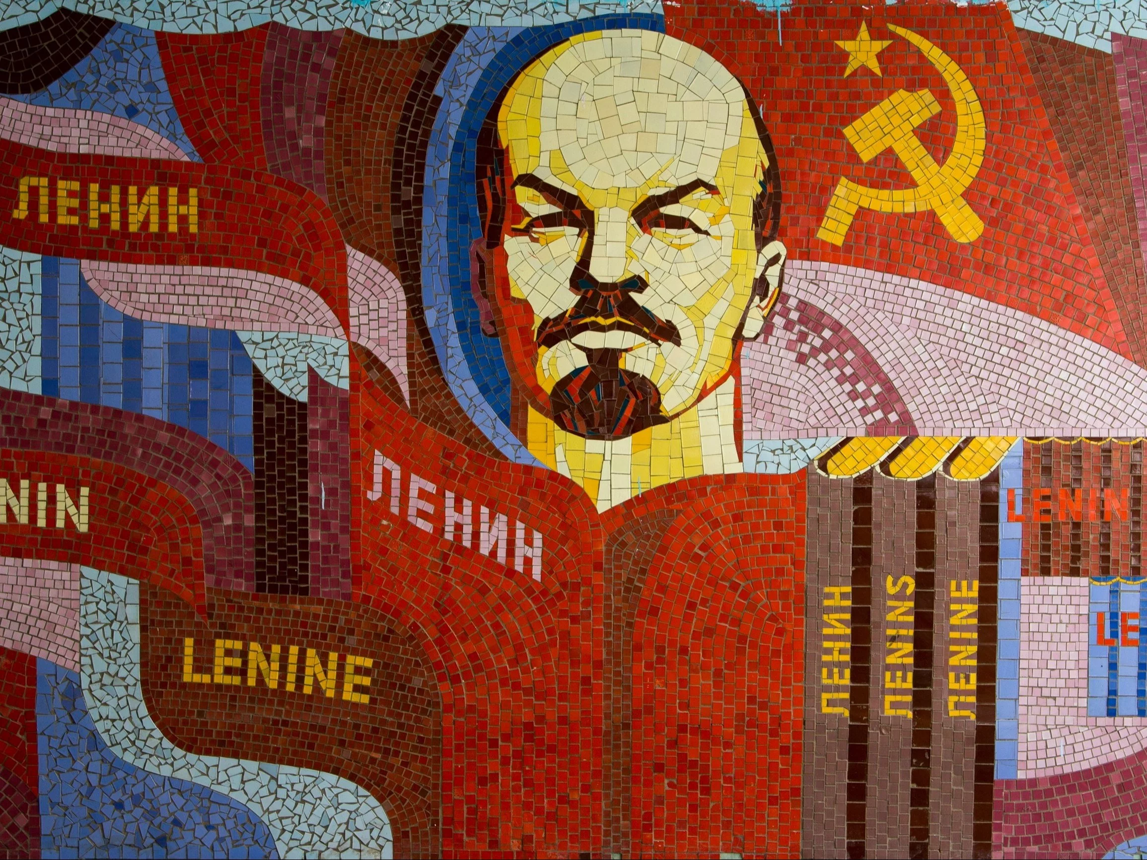 Lenin na muralu. Zdj. ilustracyjne