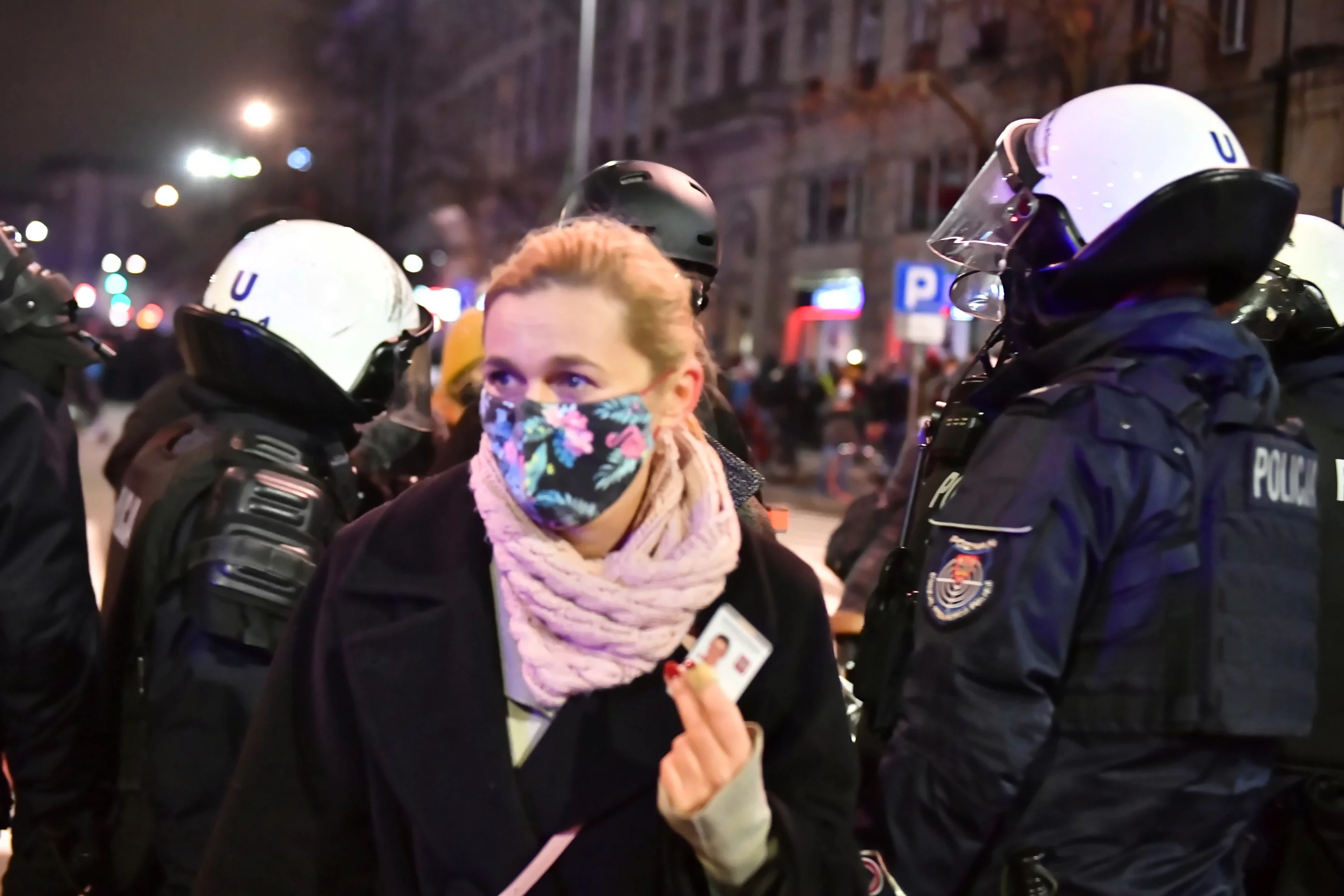 Policjant użył gazu wobec polityk KO. Po blisko pięciu latach usłyszał zarzuty