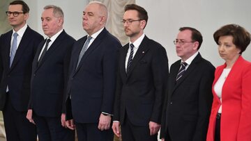 Politycy obozu rządzącego. M.in. premier Mateusz Morawiecki, minister Henryk Kowalczyk i minister Waldemar Buda