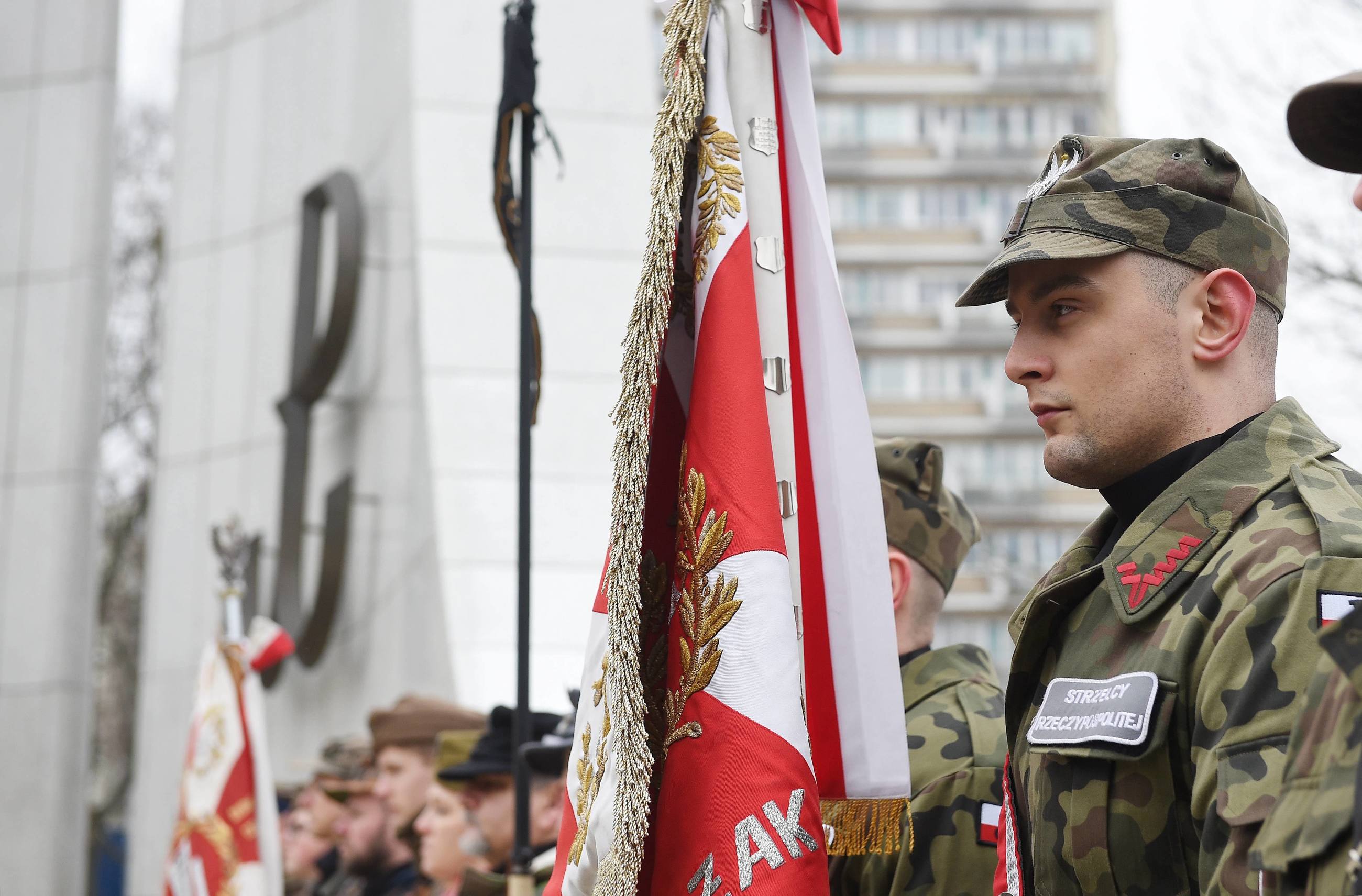 Uroczystości przed Pomnikiem Polskiego Państwa Podziemnego i Armii Krajowej w Warszawie,