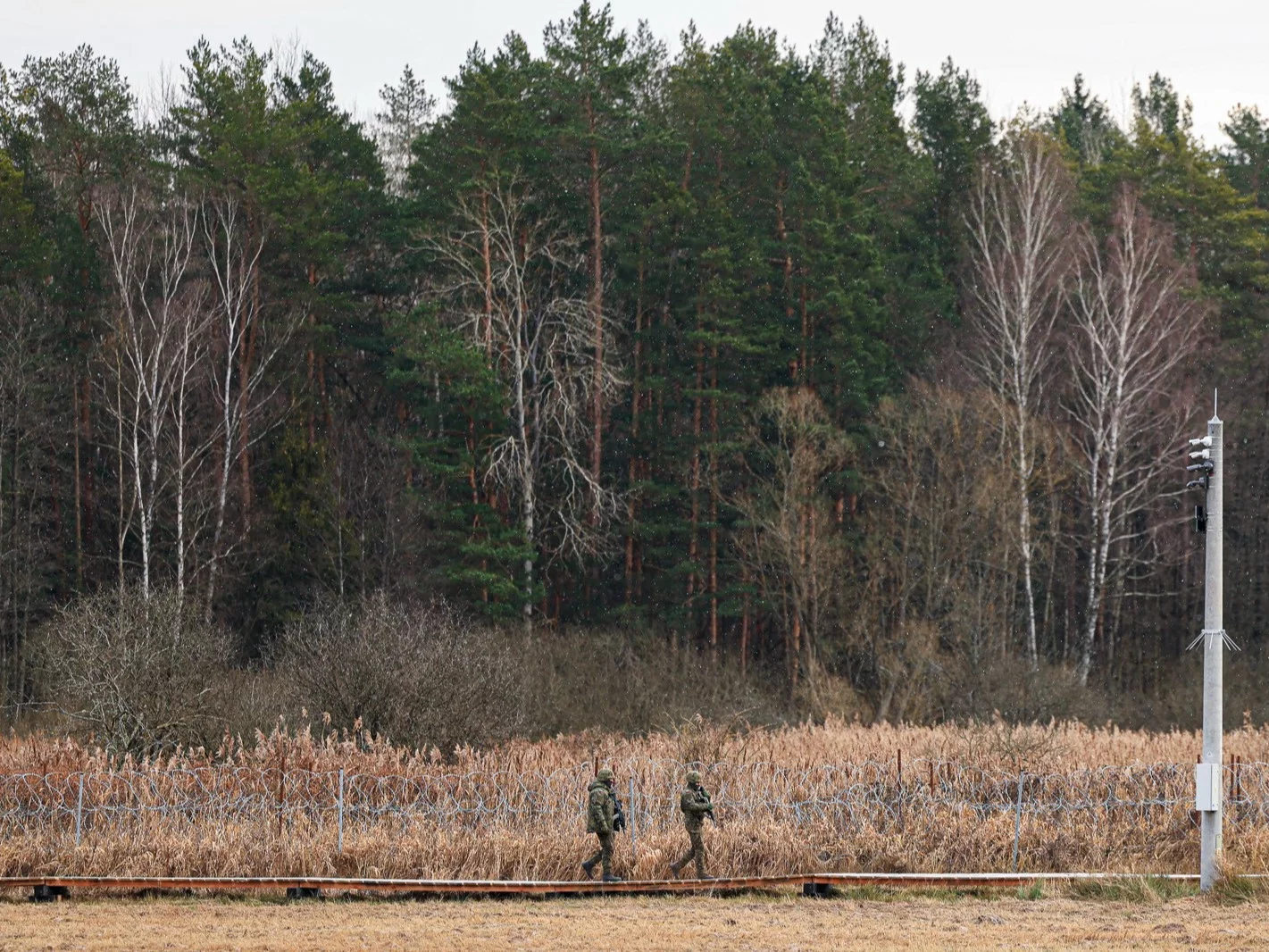 Żołnierze na granicy polsko-białoruskiej