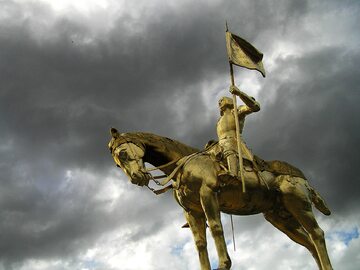 Pomnik św. Joanny d'Arc – zdjęcie ilustracyjne