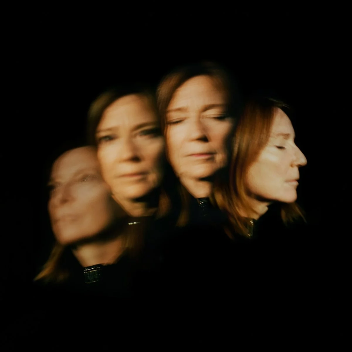 BETH GIBBONS „LIVES
OUTGROWN”