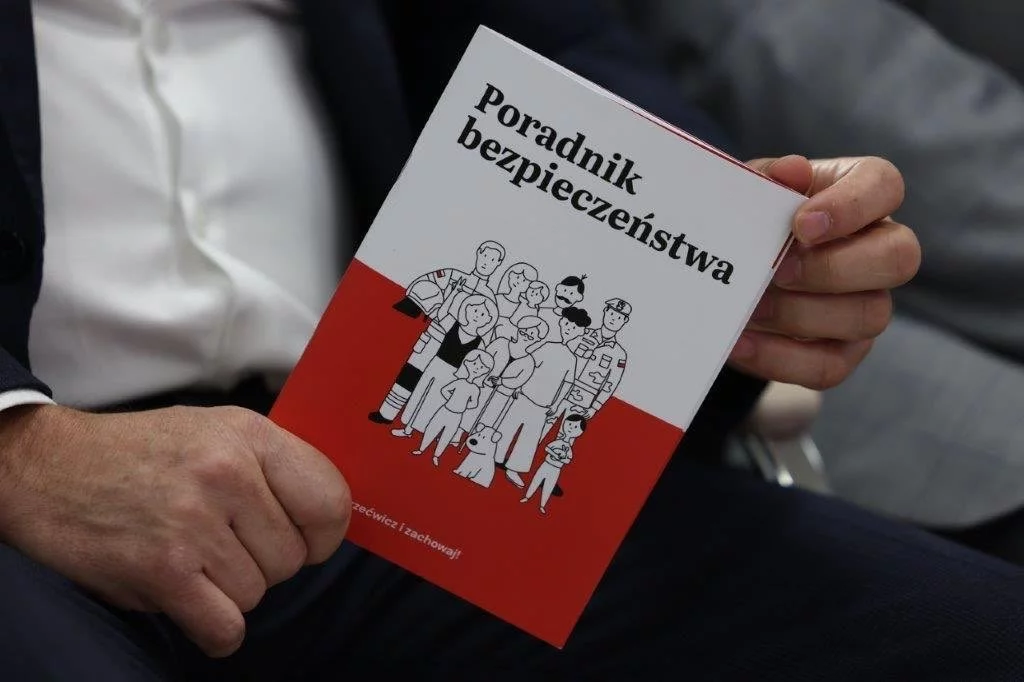 Rząd opracował specjalny poradnik. niedługo otrzyma go każdy dom