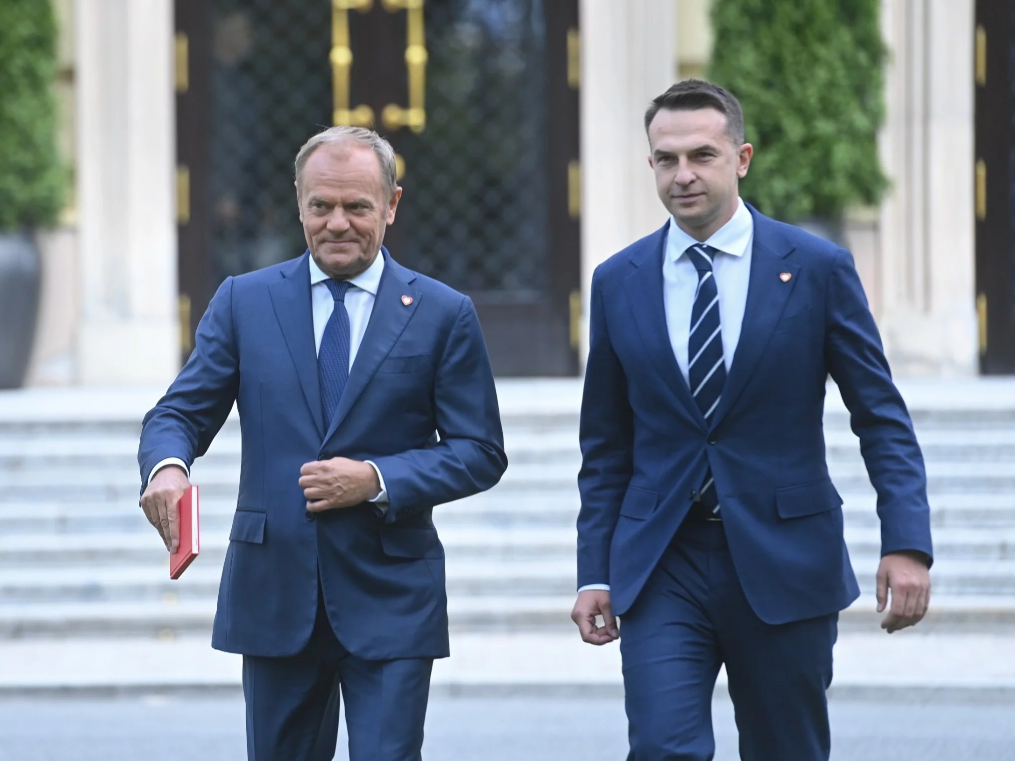 Donald Tusk i Adam Szłapka