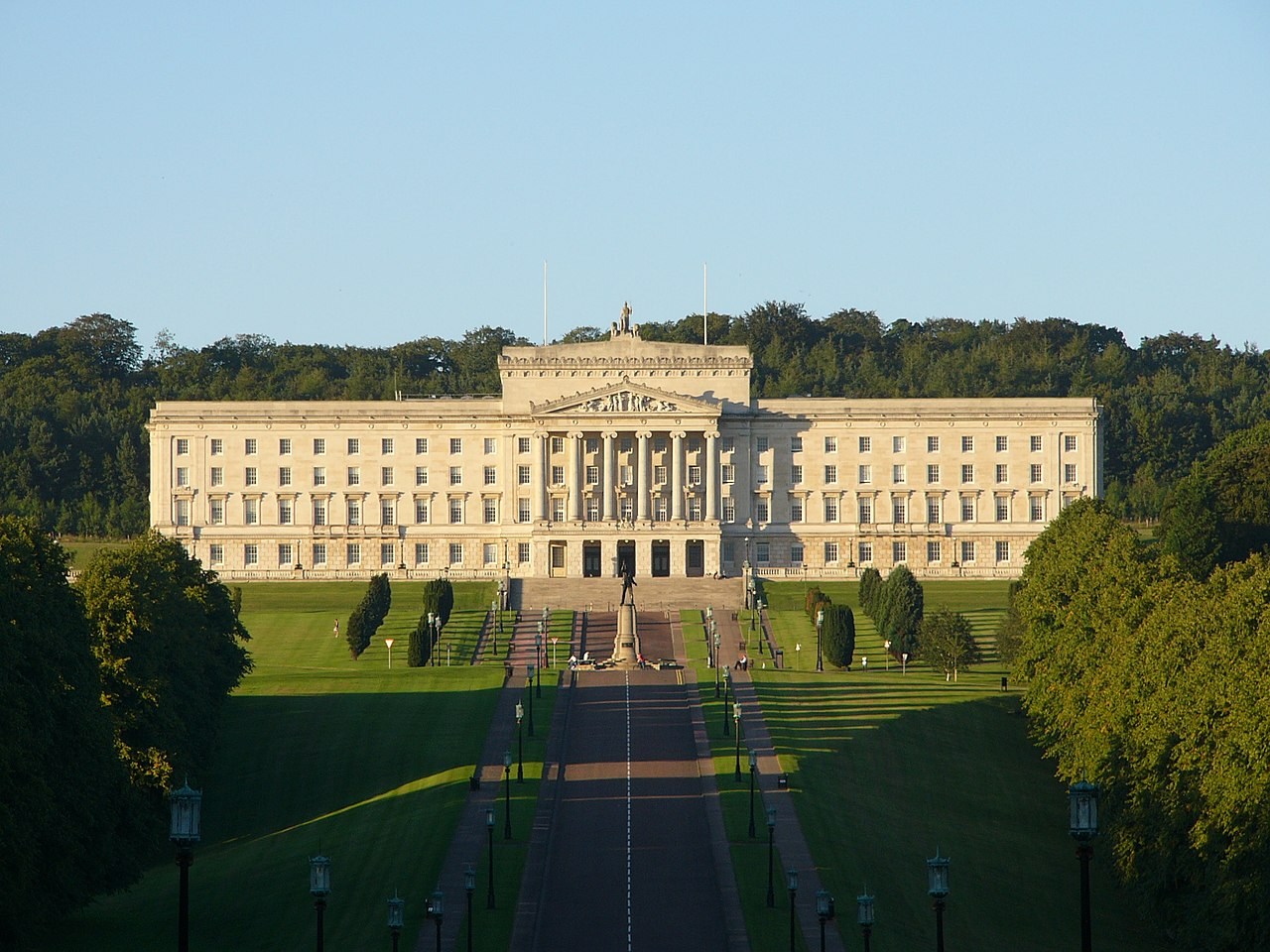 Budynki parlamentu w Stormont w Belfaście, siedziba Zgromadzenia Irlandii Północnej