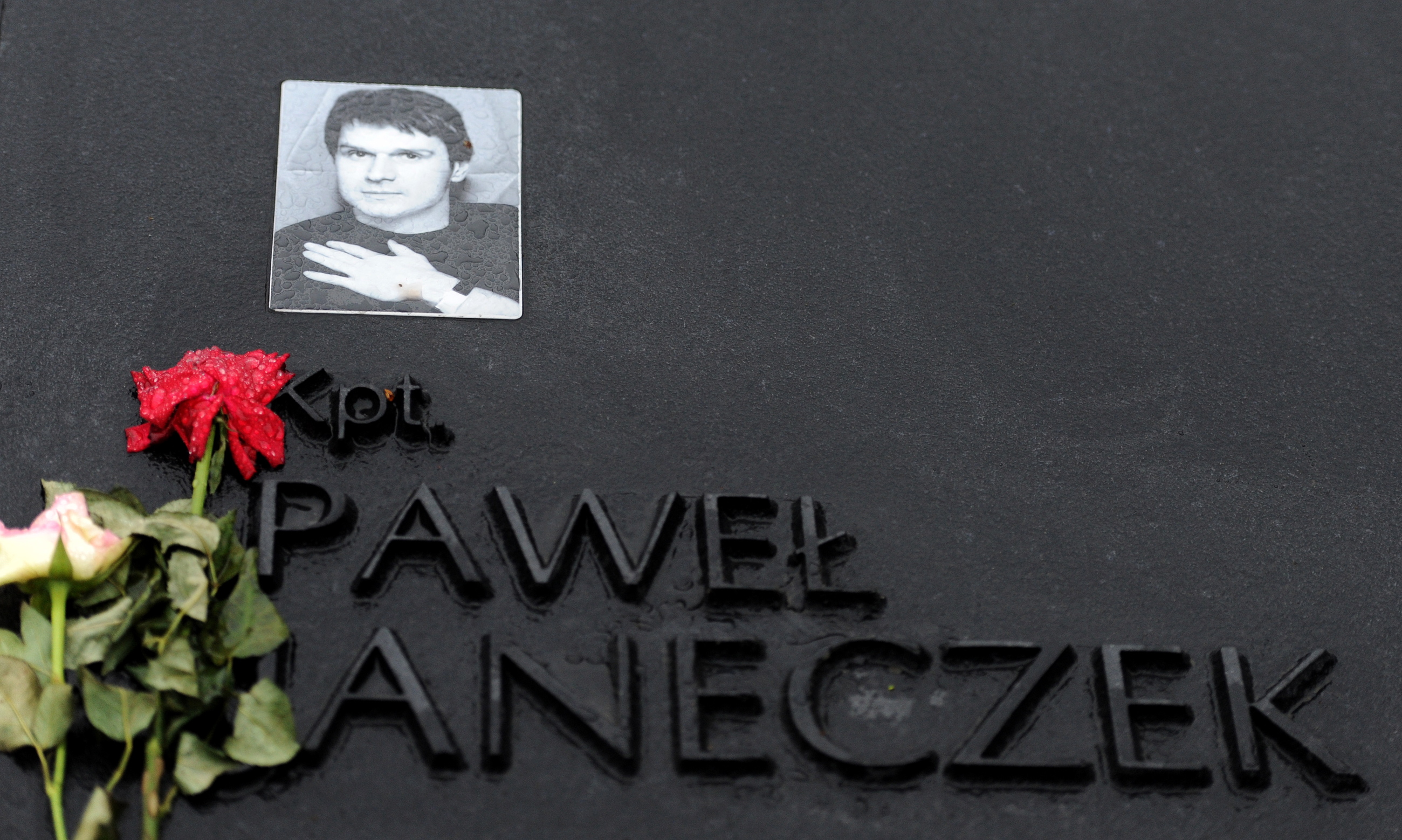 Grób kpt. Pawła Janeczka, szefa ochrony Prezydenta RP