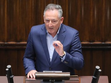 Poseł KO Bartłomiej Sienkiewicz podczas posiedzenia Sejmu
