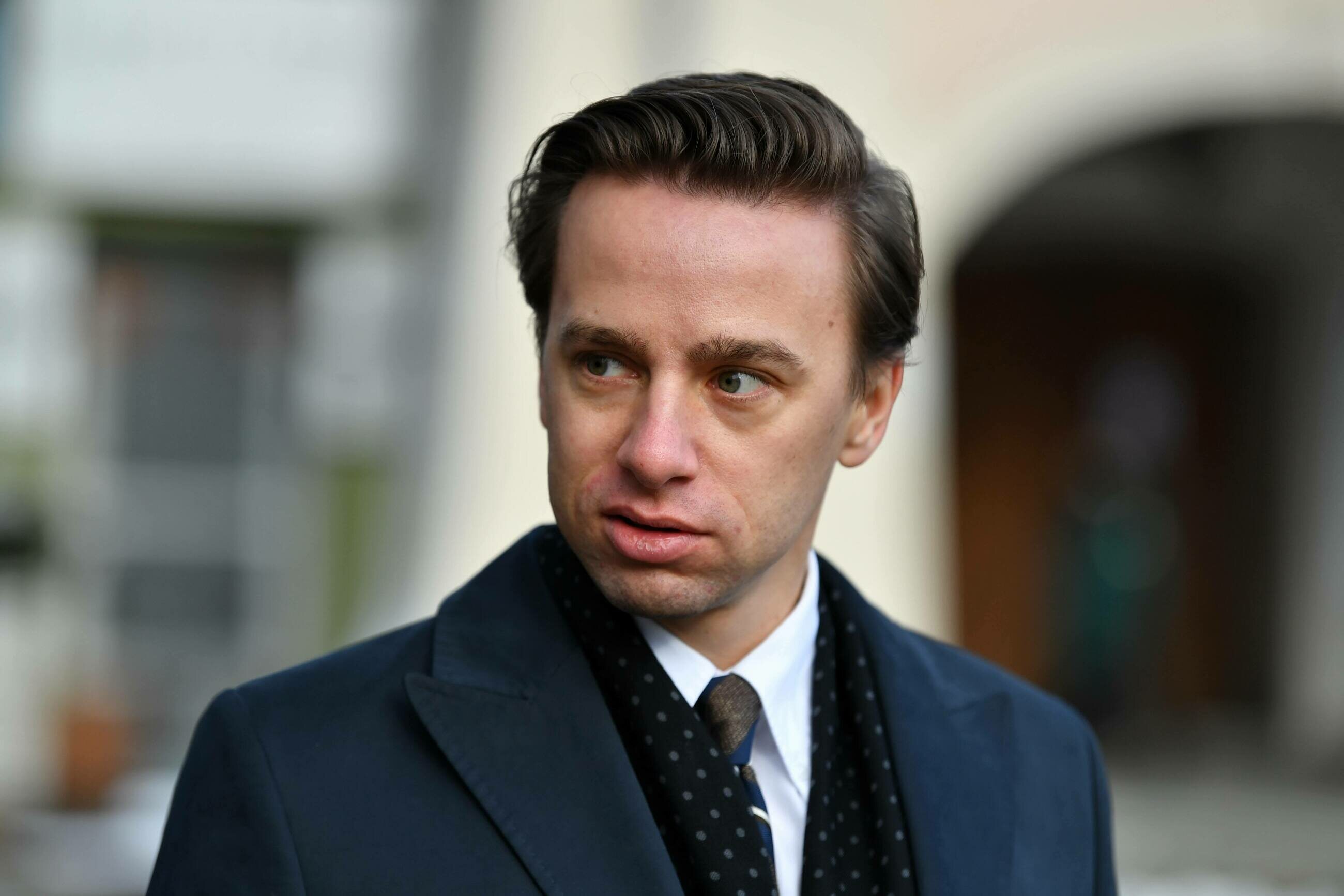 Ilu przyjąć uchodźców? Bosak: Im mniej, tym lepiej - Vimarsana News
